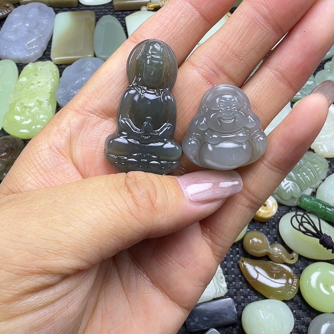 和田玉未镶嵌颈饰买断价，不退不换