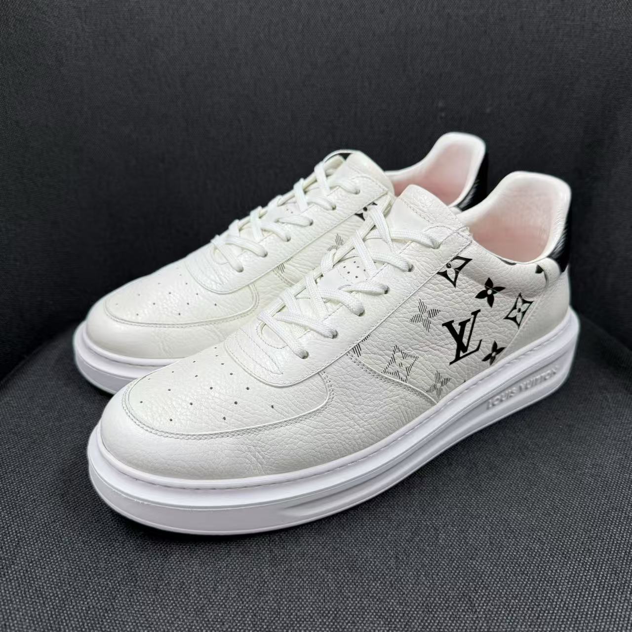 99新 LouisVuitton/路易威登 经典白色老花配色松糕鞋