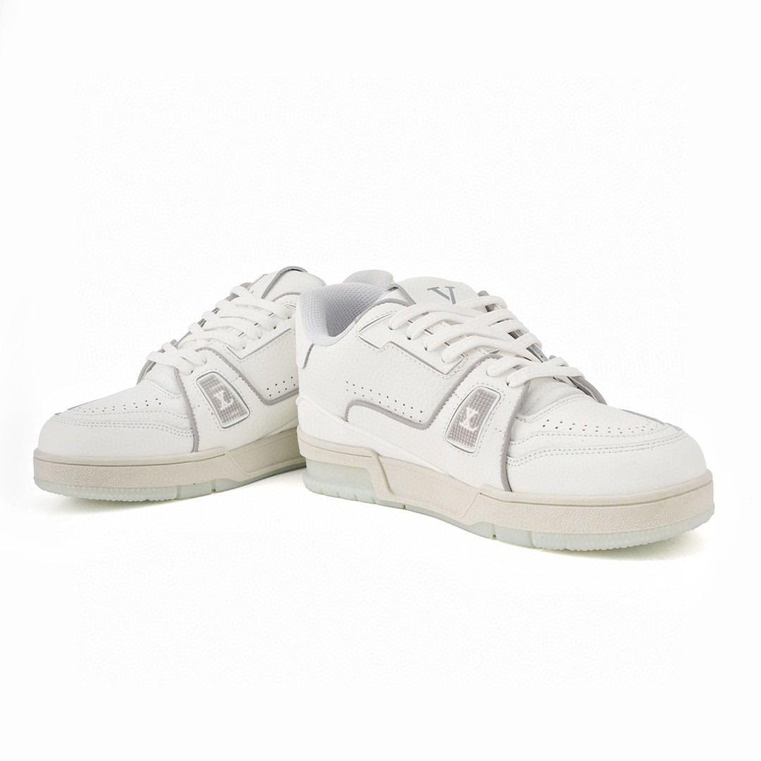 2024新款时尚板鞋软底增高耐磨轻巧舒适校园情侣百搭休闲运动潮流