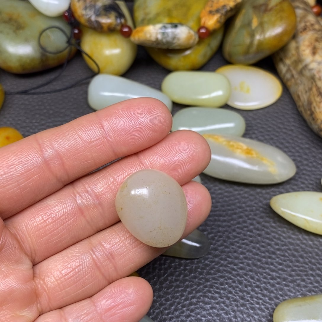 和田玉挂件^_^未镶嵌魏****店