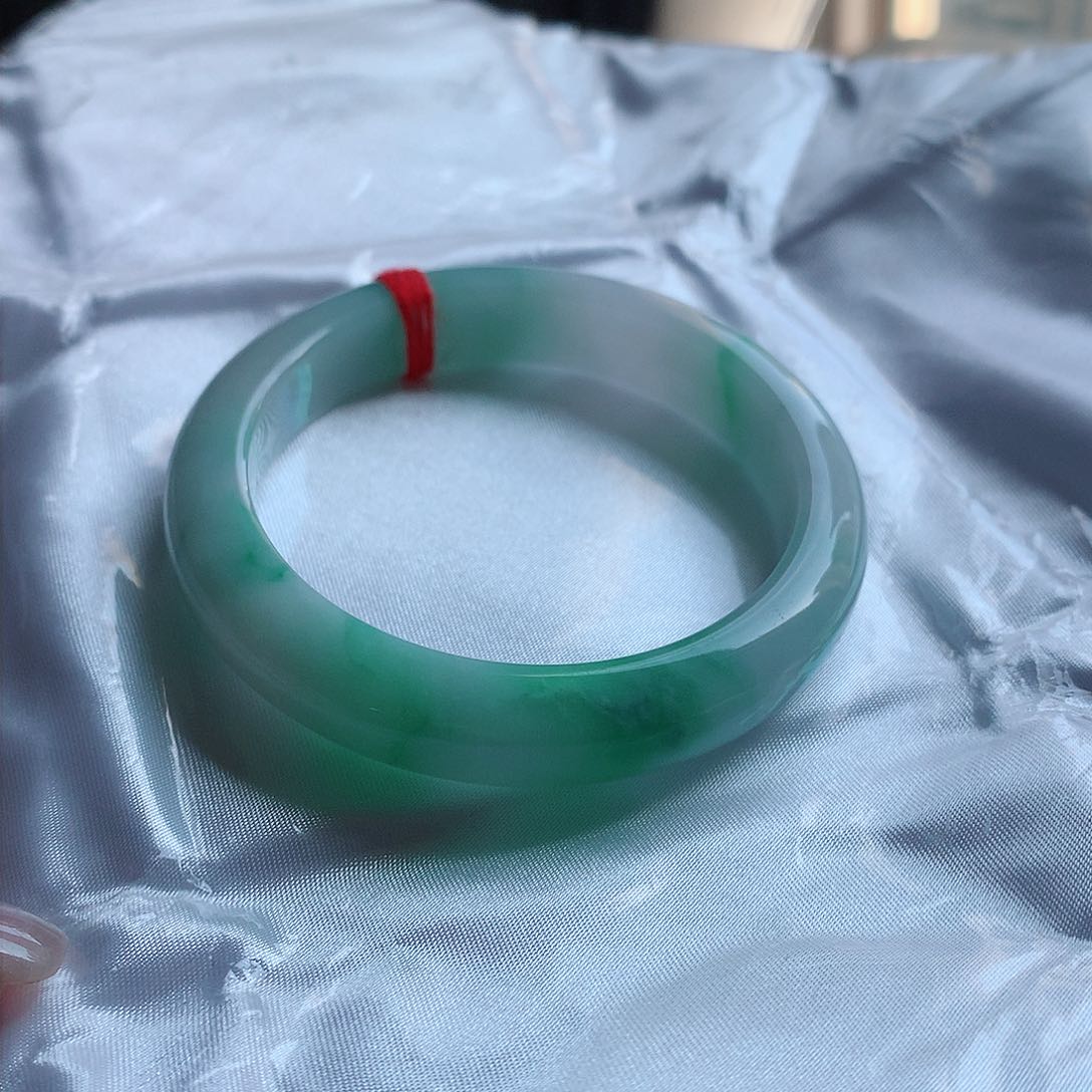 【闪购商品】未镶嵌手镯翡翠57
