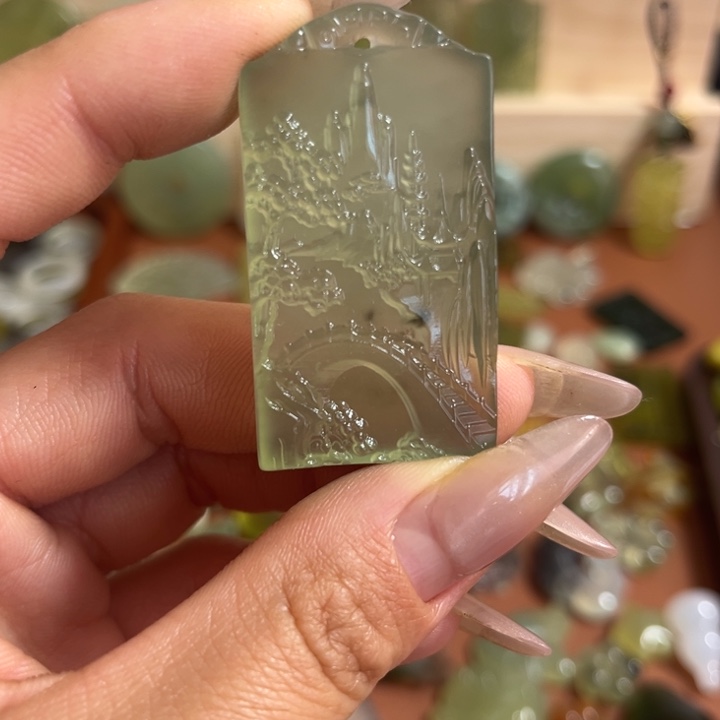 蛇纹石玉合金颈饰