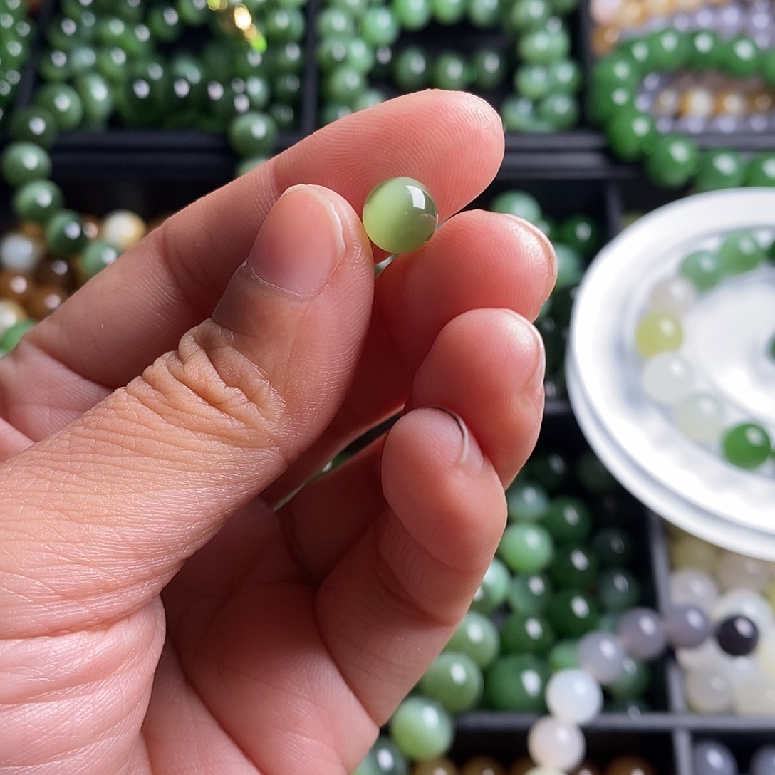 和田玉（碧玉）未镶嵌珠宝半成品