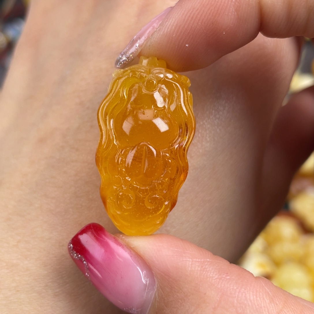 琥珀裸石未镶嵌蜜蜡