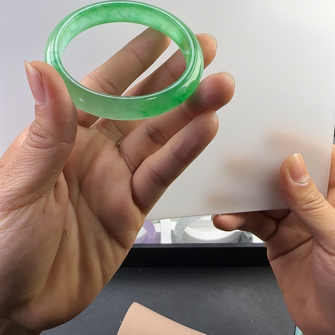 用***8非金属高冰满圈绿