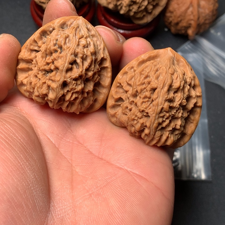 明***臻把件文玩核桃40南疆1356