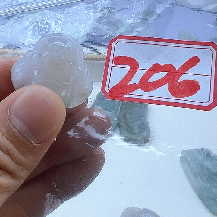 翡翠颈饰未镶嵌天然缅甸翡翠吊坠