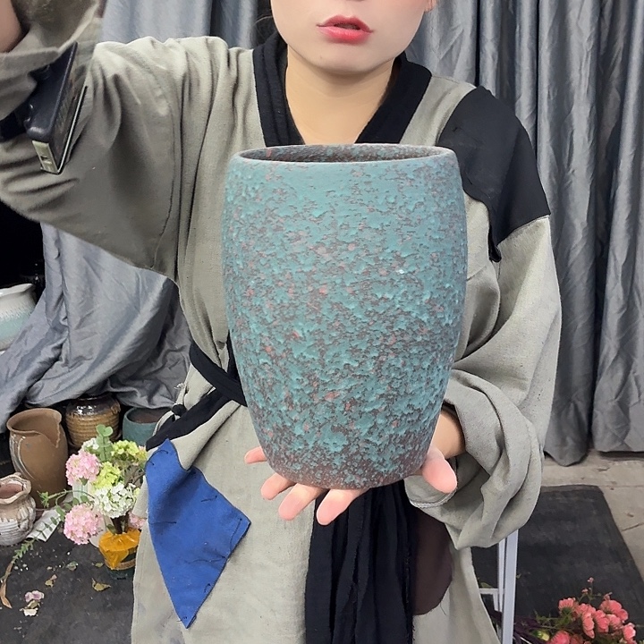 16-24 -粗陶花盆有孔