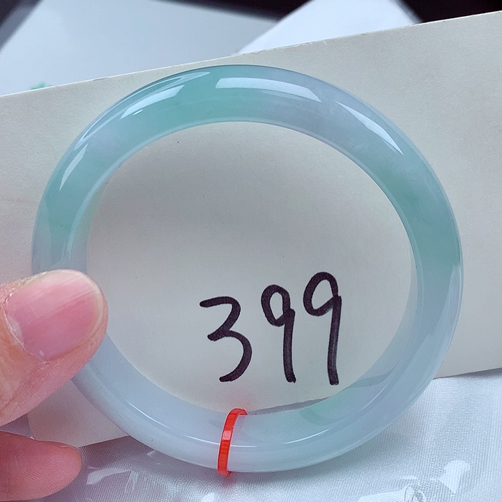 翡翠未镶嵌手镯翡翠