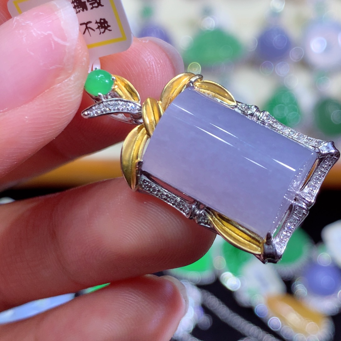 翡翠18K金镶嵌吊坠(不含链)