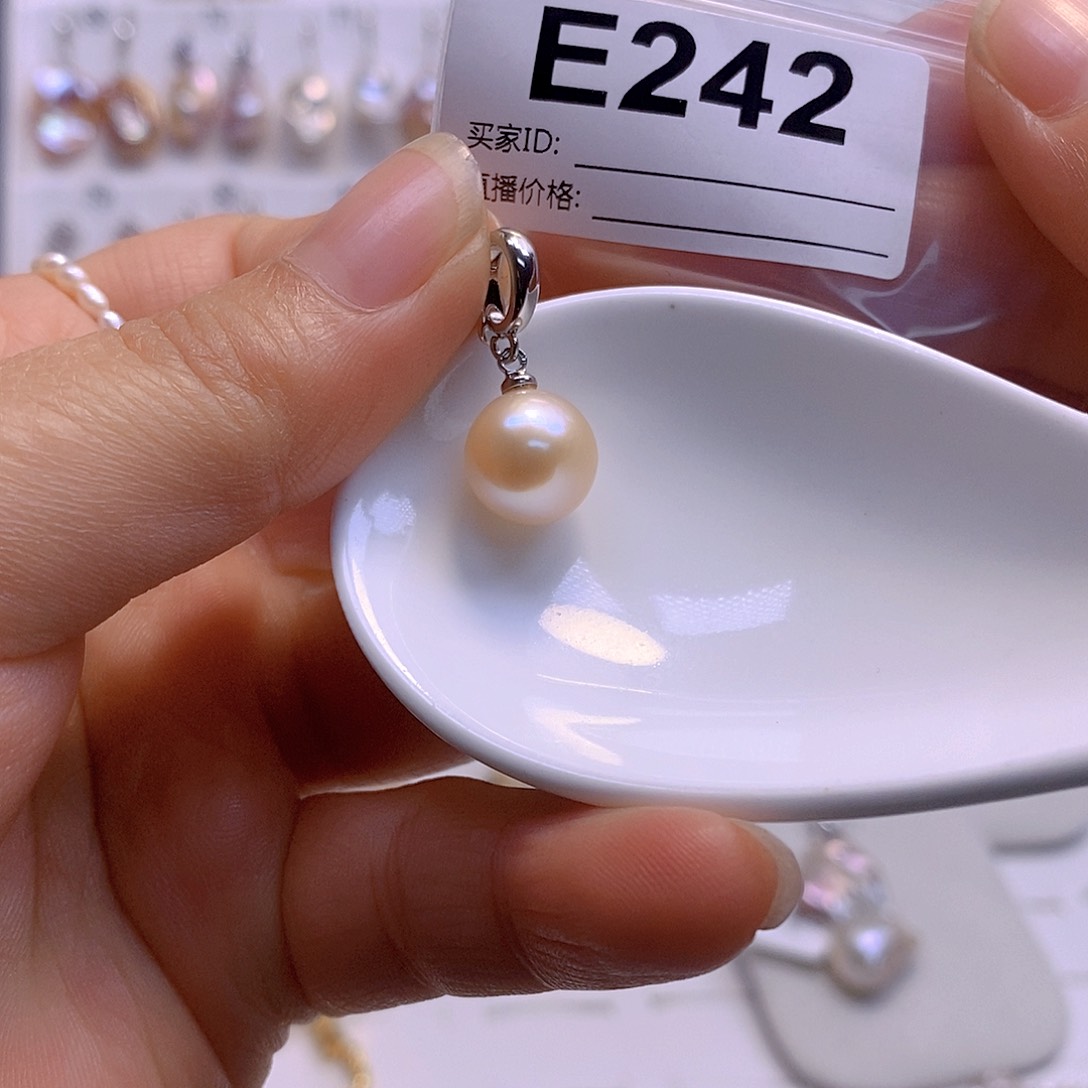 淡水珍珠颈饰银S925镶嵌