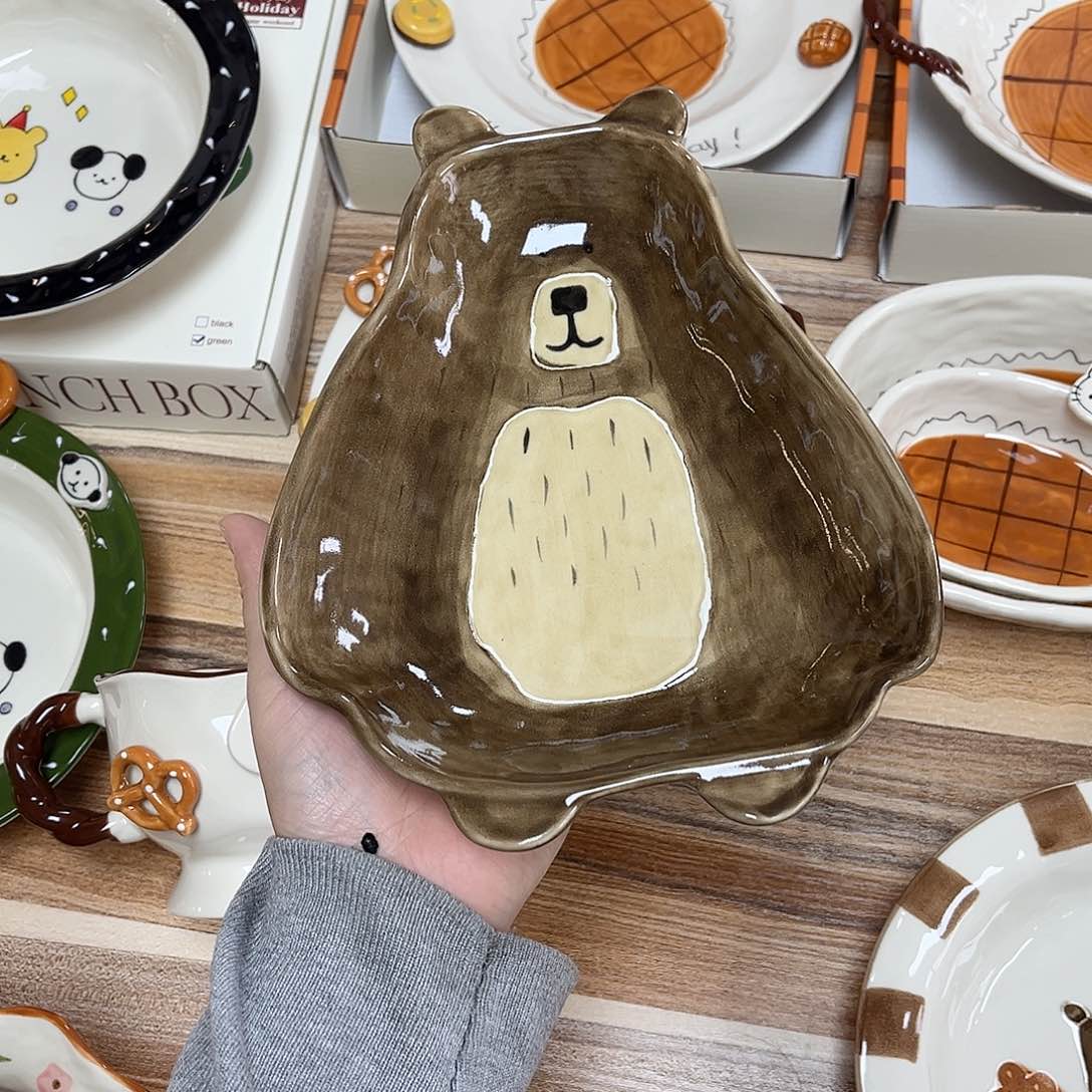 陶瓷小熊异形盘8寸陶瓷餐具