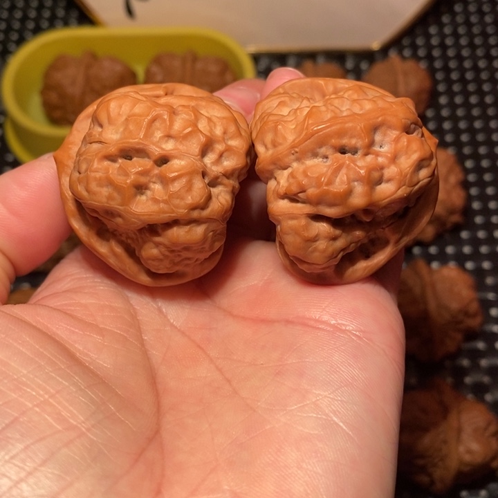 把件文玩核桃超细腰超大八腿