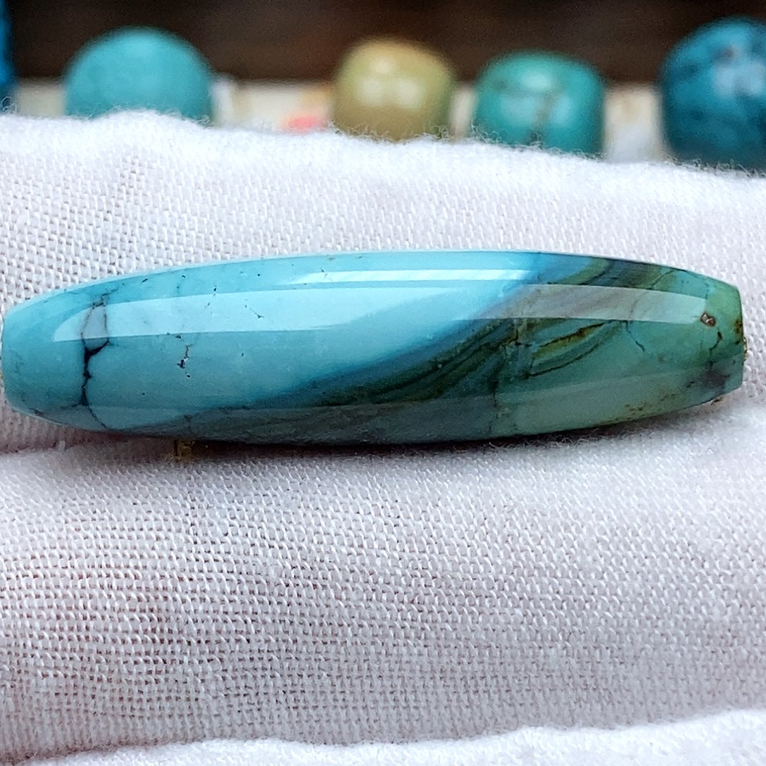 M***）绿松石未镶嵌珠宝奇石