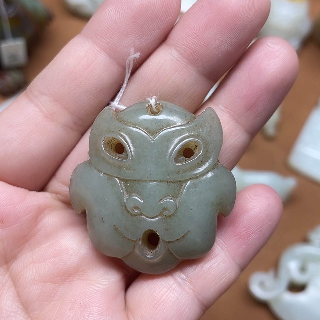 和田玉未镶嵌挂件