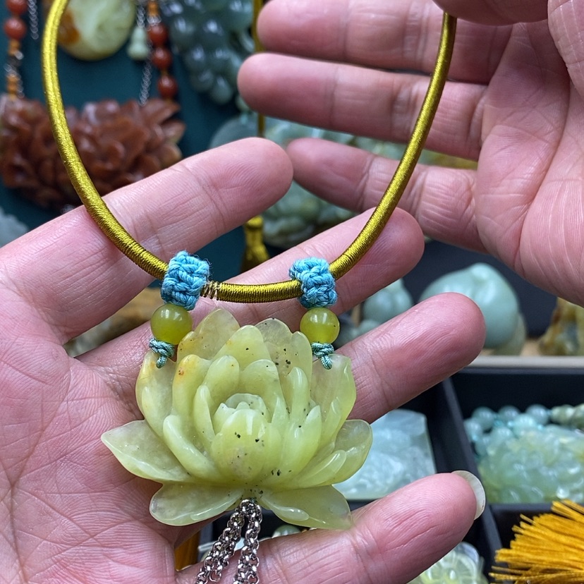 【闪购商品】未镶嵌岫玉吊坠