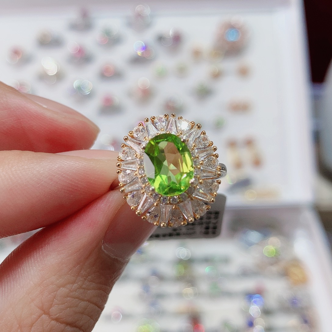 橄榄石戒指银S925镶嵌