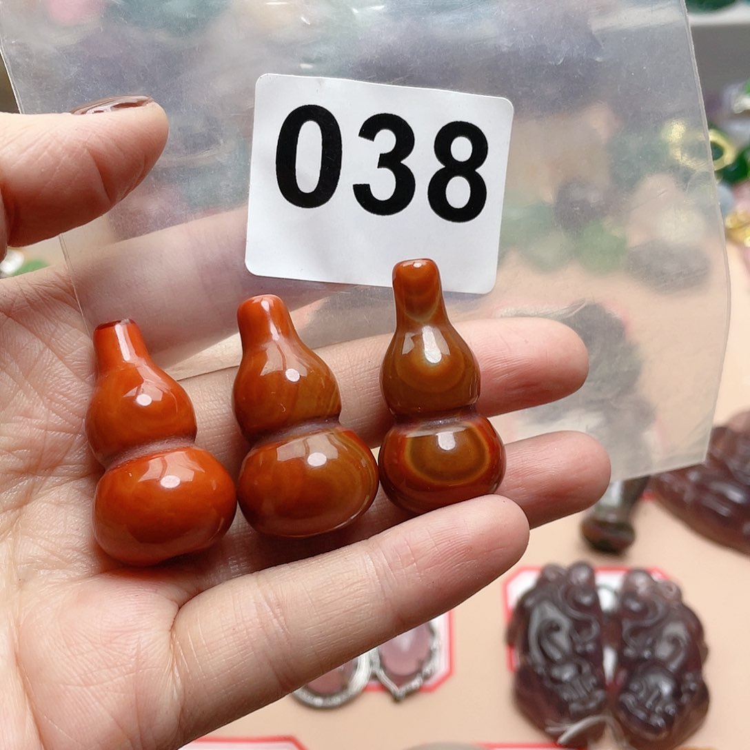 合金颈饰玛瑙/玉髓屿****石