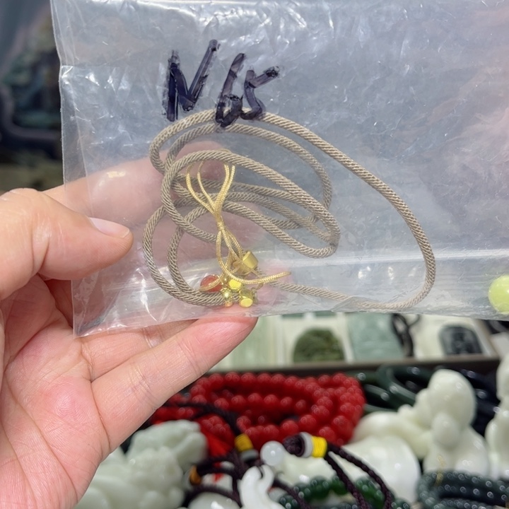 蛇纹石玉手把件多样性发货未镶嵌精**金
