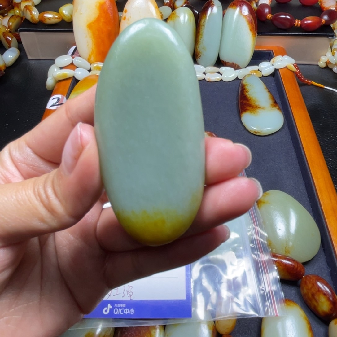 未镶嵌手链和田玉爱**民