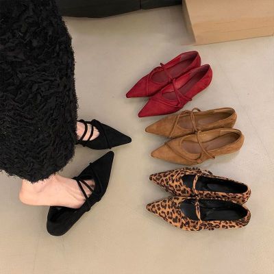 韩版尖头细带浅口单鞋女2024新款春秋时尚百搭内增高晚晚风平底鞋