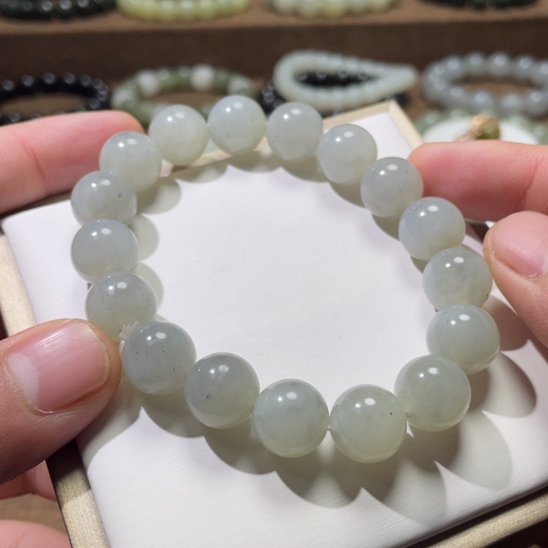 未镶嵌手链和田玉