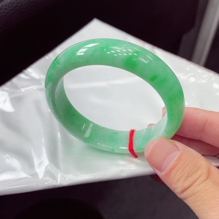 未镶嵌手镯翡翠翡翠