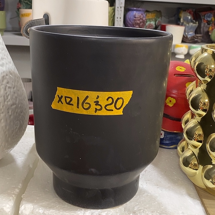 陶摆件陶盆有孔 瑕疵介意勿拍