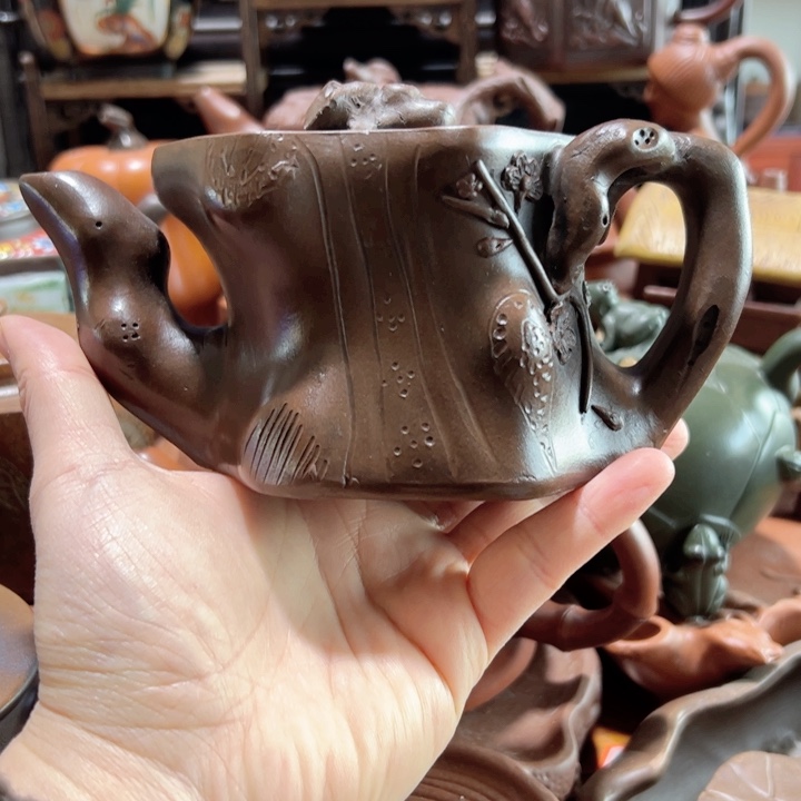 紫砂壶收藏起来了！