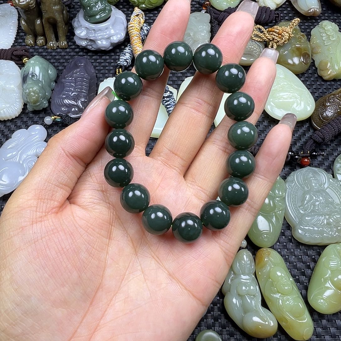 和田玉未镶嵌吊坠(不含链)福利漏，不退不换，卡12沙枣青