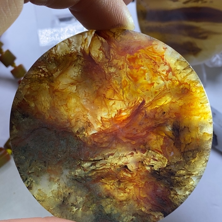 玛瑙/玉髓颈饰未镶嵌