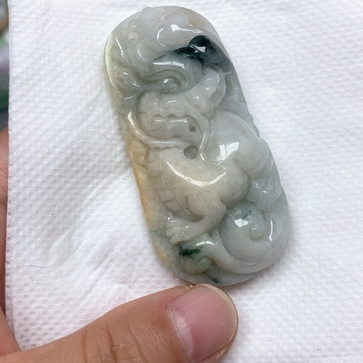 翡翠未镶嵌颈饰天然缅甸翡翠