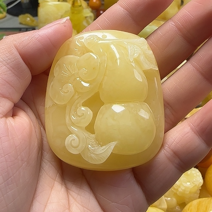 蜜蜡珠宝奇石未镶嵌