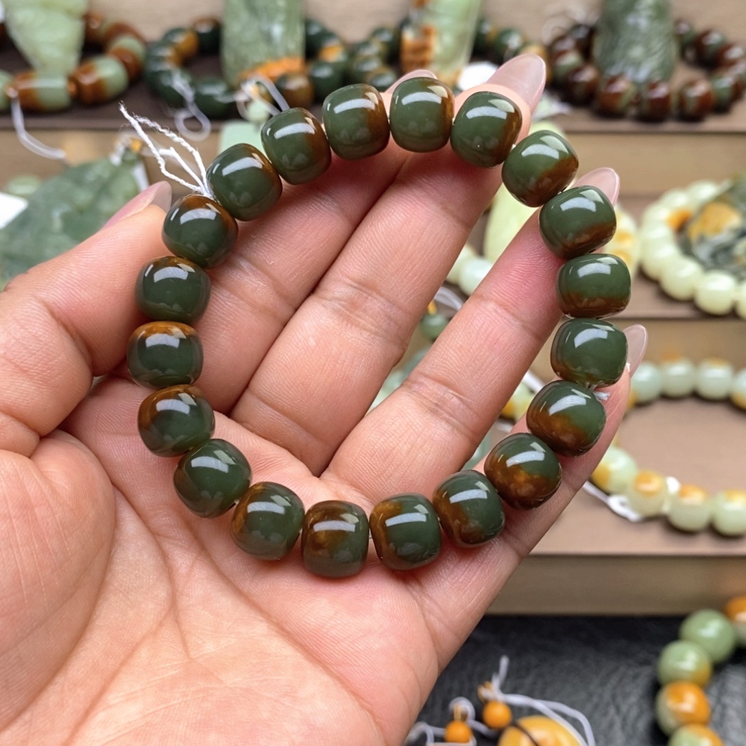 手串未镶嵌透闪石质玉