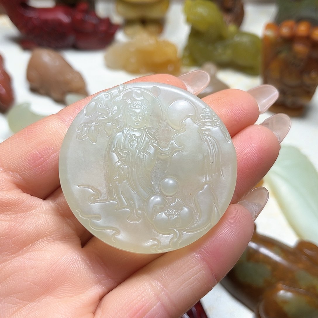 白玉菩提吊坠白玉菩提吊坠