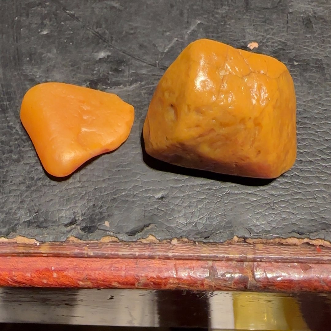 顽***主老挝石老挝，田黄原石，