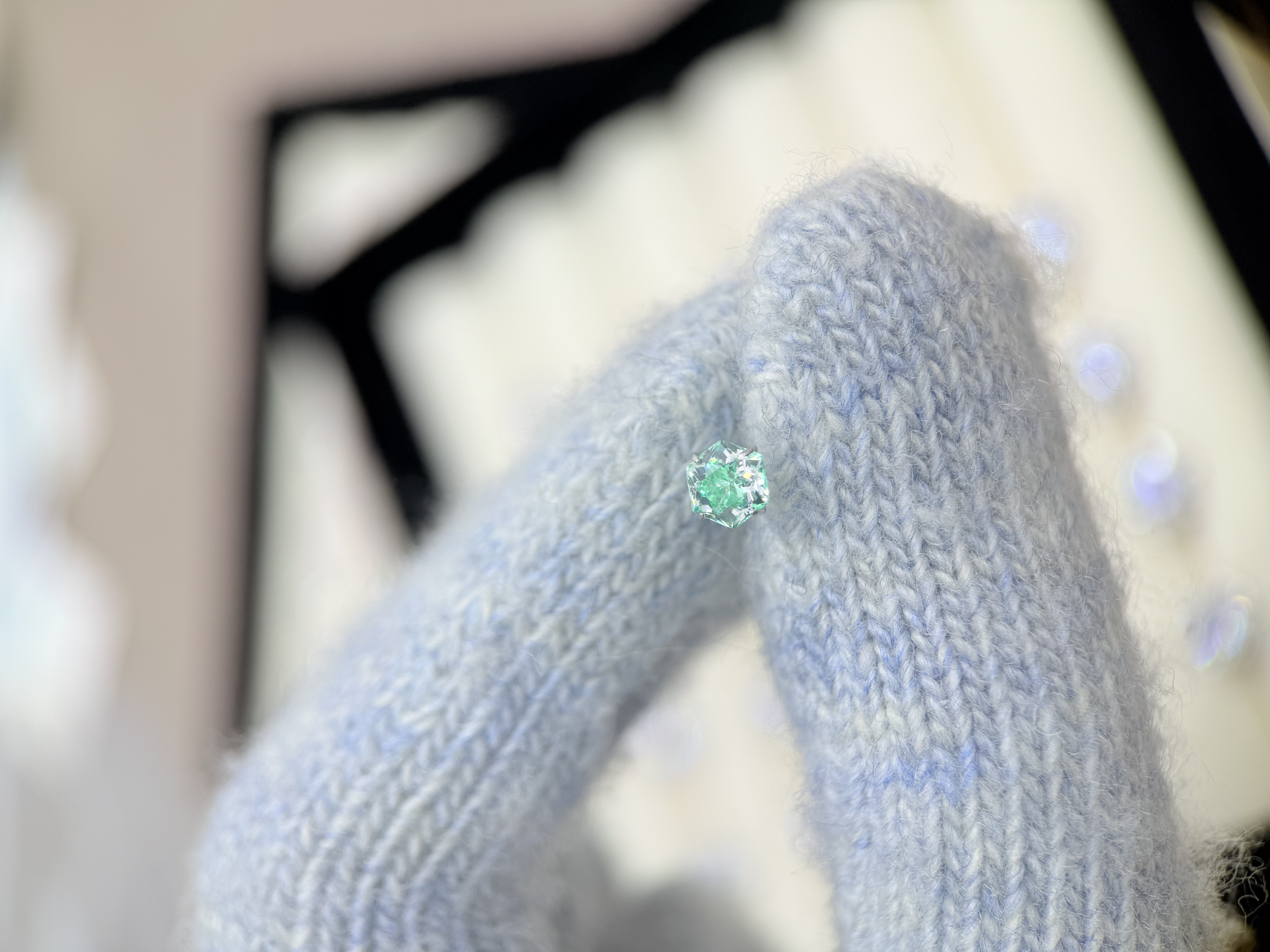 钛钢锆石耳饰 A526  双色女王切锆石5mm耳骨钉耳钉耳蜗钉