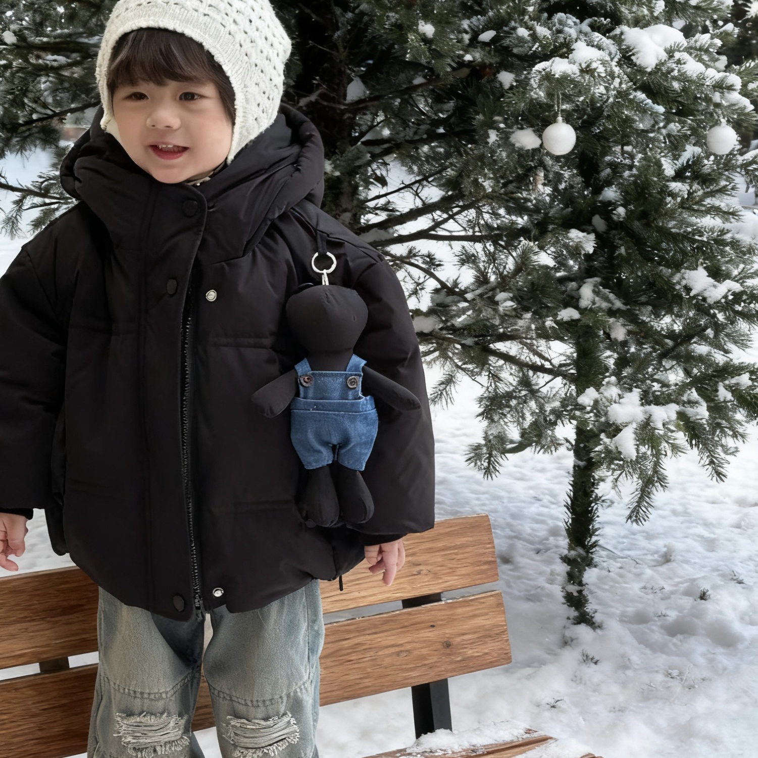 【新疆包邮】冬日软糖儿童立体玩偶挂饰白鸭绒羽绒28522