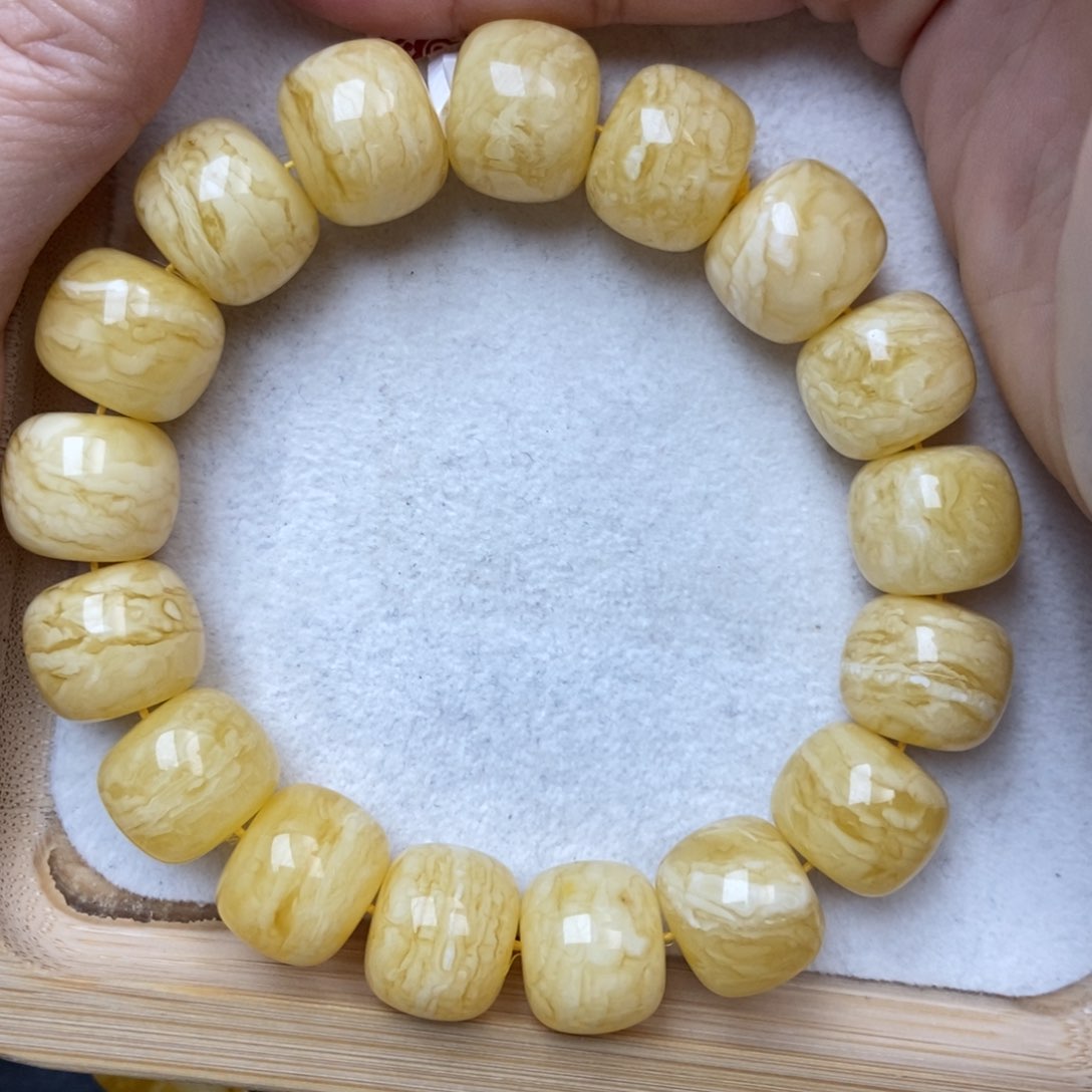 未镶嵌蜜蜡珠宝奇石26