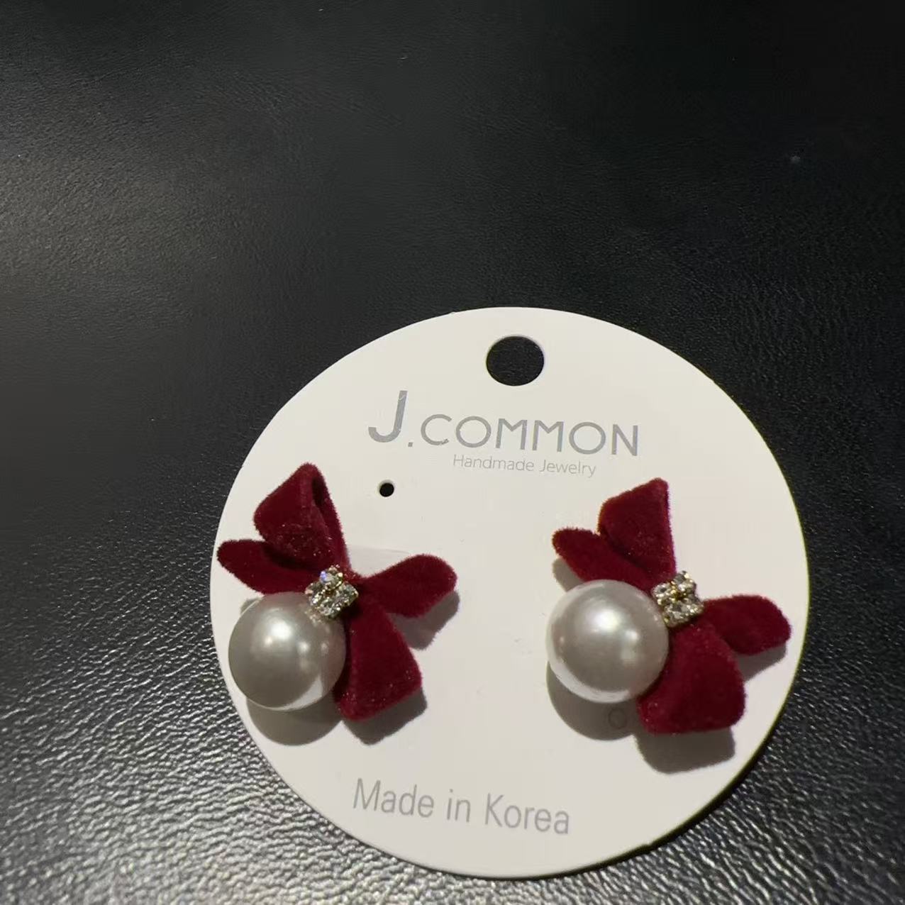 合金耳饰 韩国时尚珠珠蝴蝶结耳钉R5671