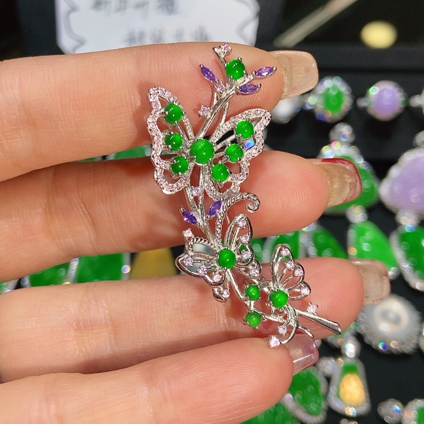 【闪购商品】翡翠颈饰未镶嵌天然翡翠