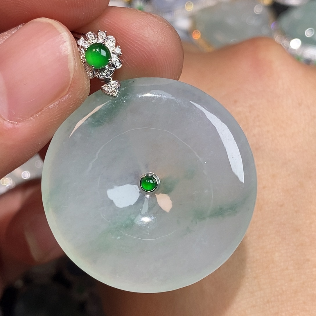 翡翠颈饰18K金镶嵌平安