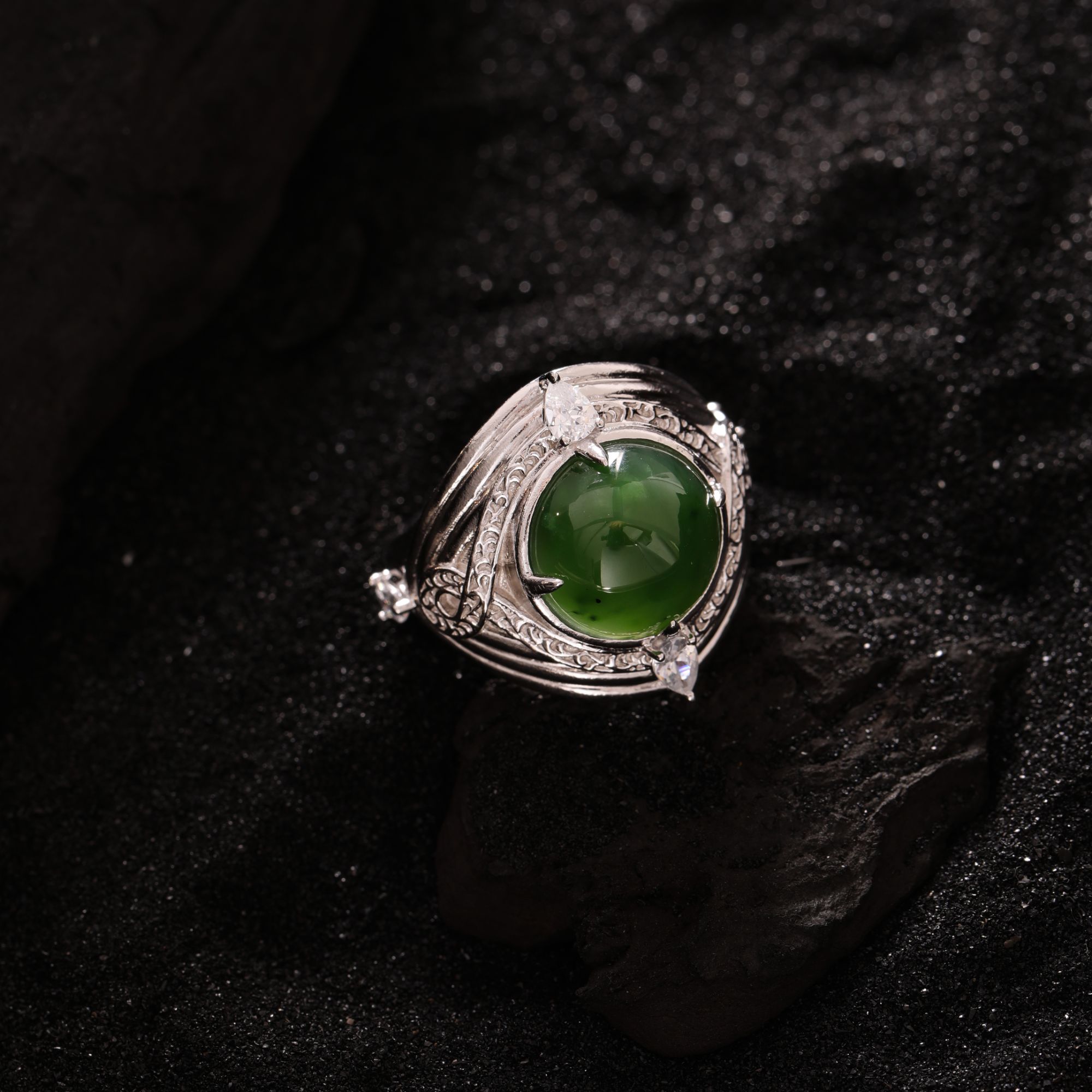 925银锆石戒指 J13338绿色圆珠唐草线条几何圆形戒指