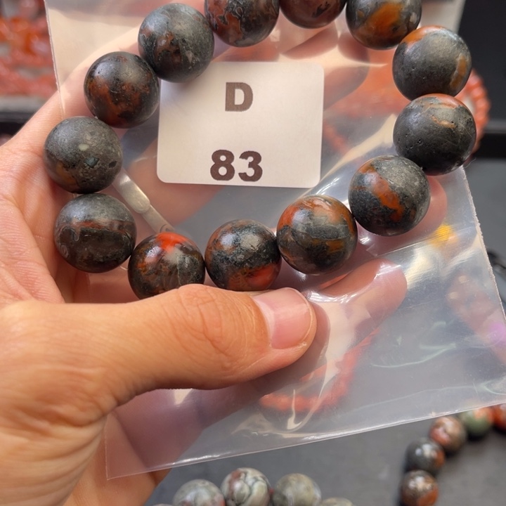 南红玛瑙未镶嵌多样性发货默认微瑕称重17mm