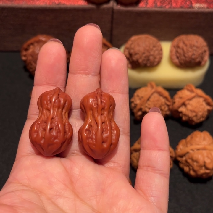 小***潤文玩核桃吊坠小花生葫芦