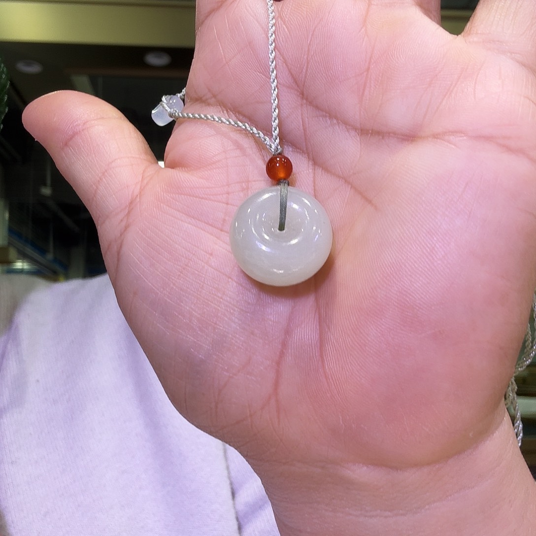 和田玉未镶嵌车挂