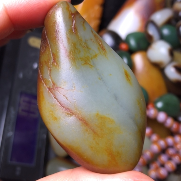 和田玉未镶嵌珠宝奇石