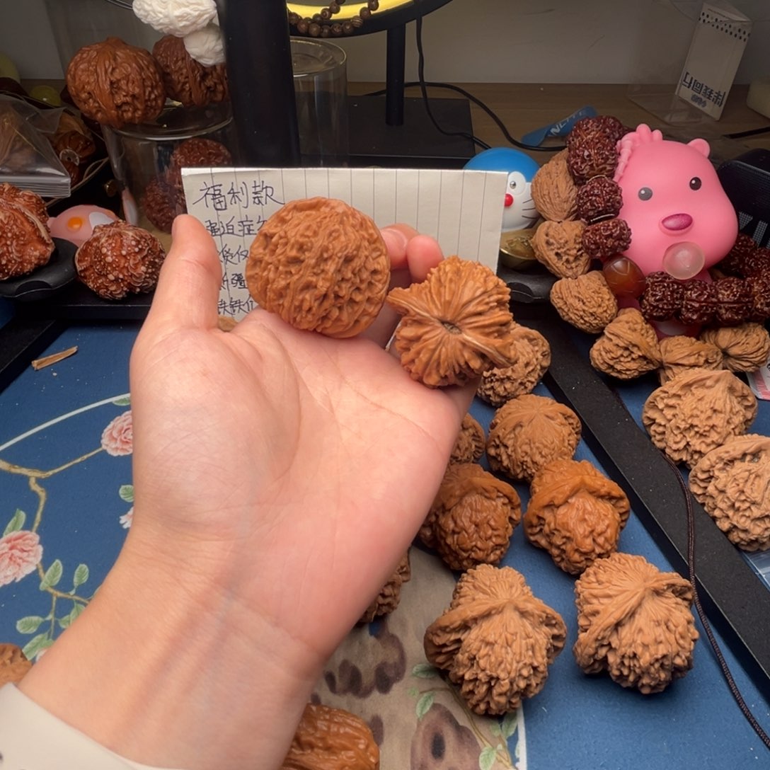 文玩核桃吊坠42楼子