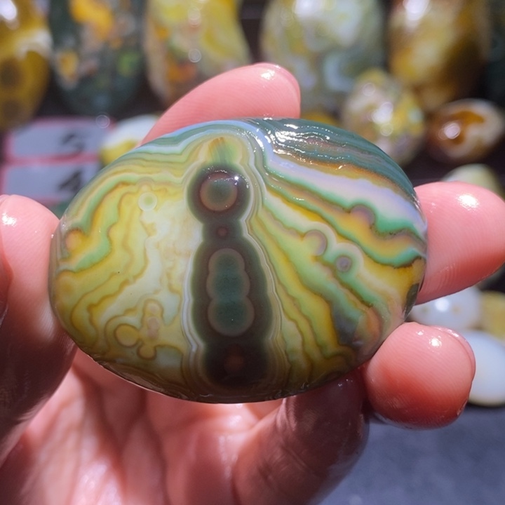 未镶嵌玛瑙/玉髓珠宝奇石