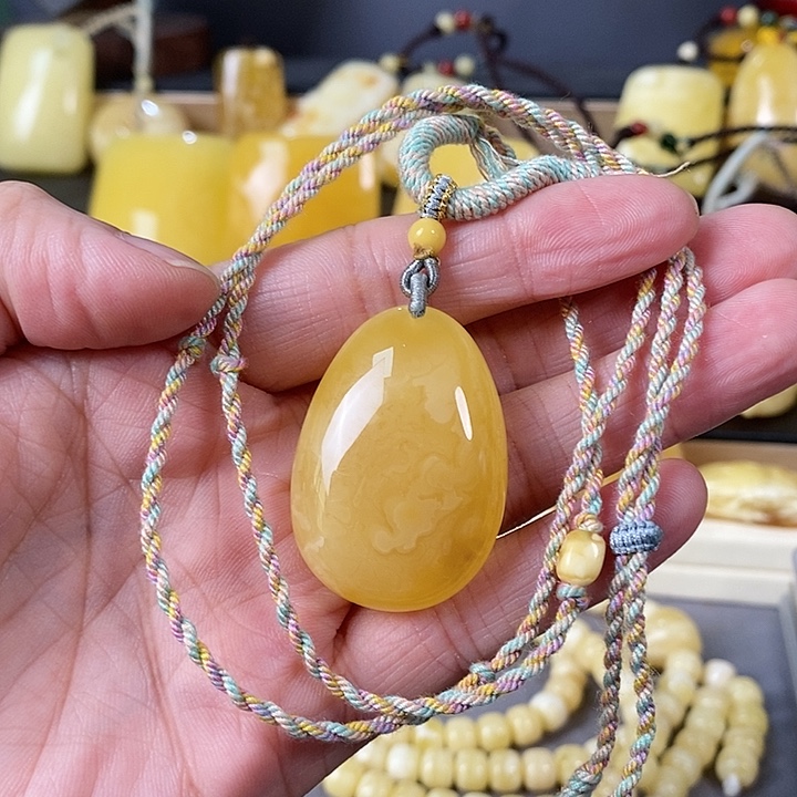 琥珀未镶嵌裸石水滴